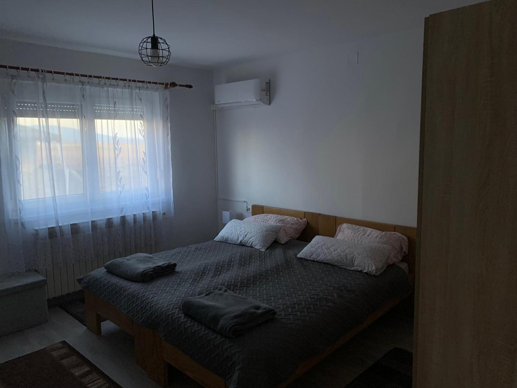 Kuca Za Odmor Blizanke Apartment Ogulin Ngoại thất bức ảnh